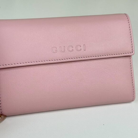 Gucci Pink Leather Small Wallet Elegant with Classic Logo Design Compact - Picture 7 of 8